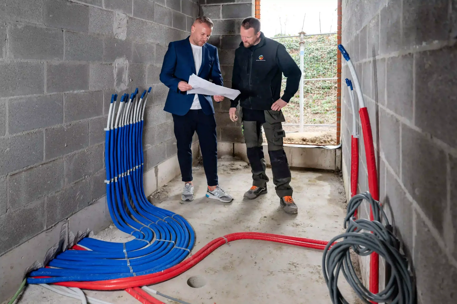 Étude de plans sur chantier