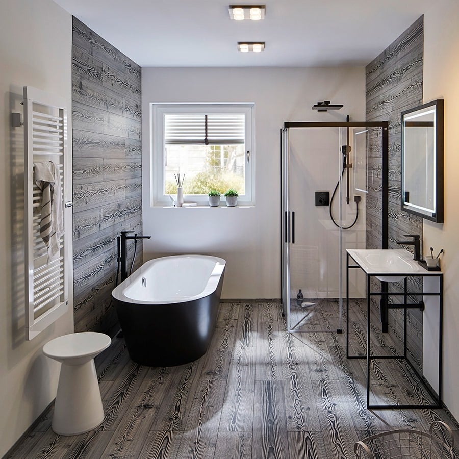 Salle de bain rénovée moderne
